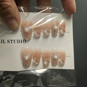 Peach Ombre Pearl Butterfly Press-On Nails